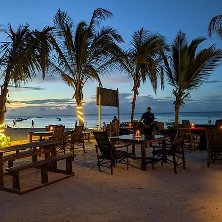 Aquarium Beach House Nungwi Luaran gambar