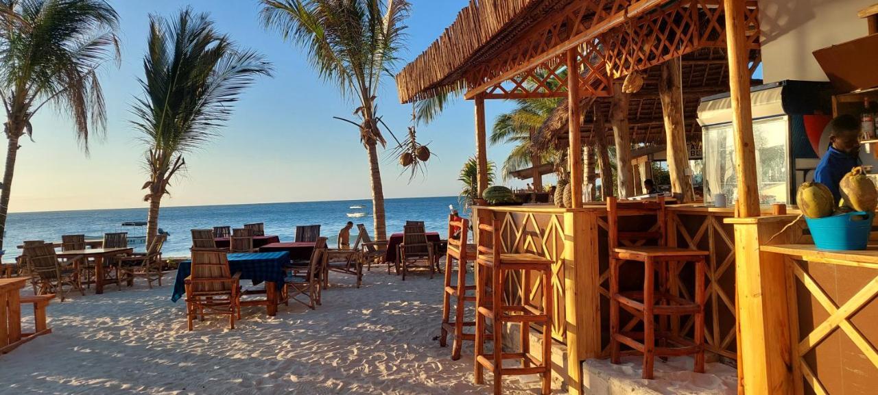 Aquarium Beach House Nungwi Luaran gambar