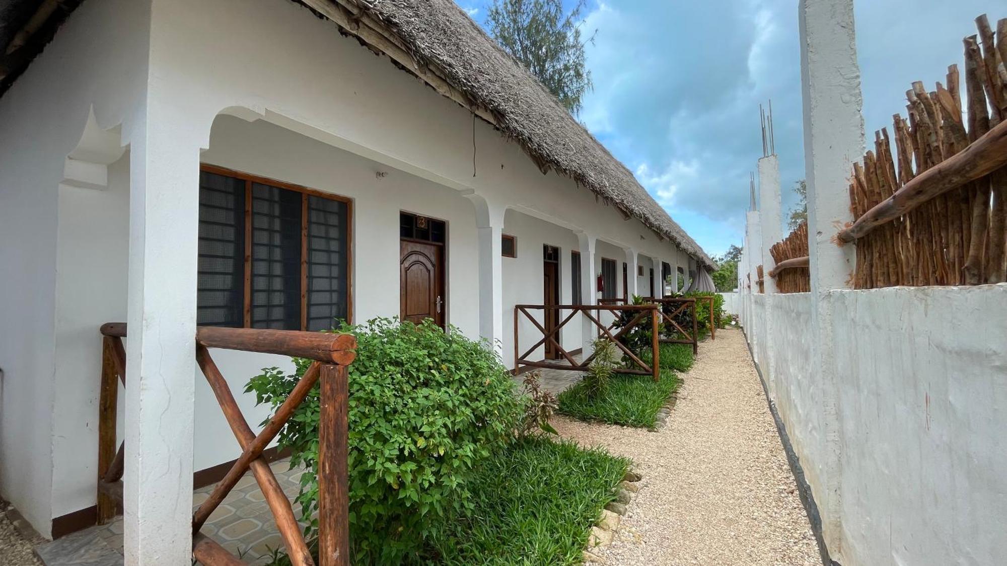 Aquarium Beach House Nungwi Luaran gambar