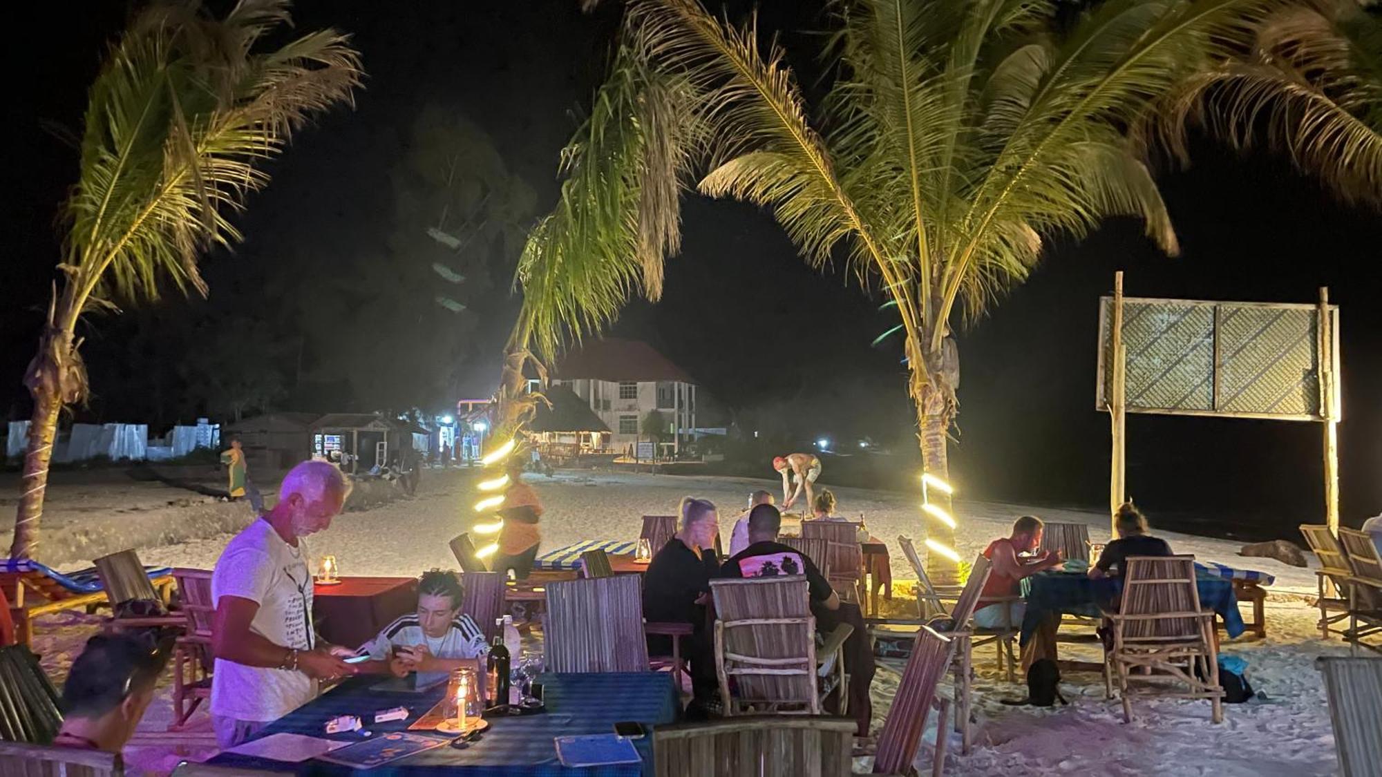Aquarium Beach House Nungwi Luaran gambar